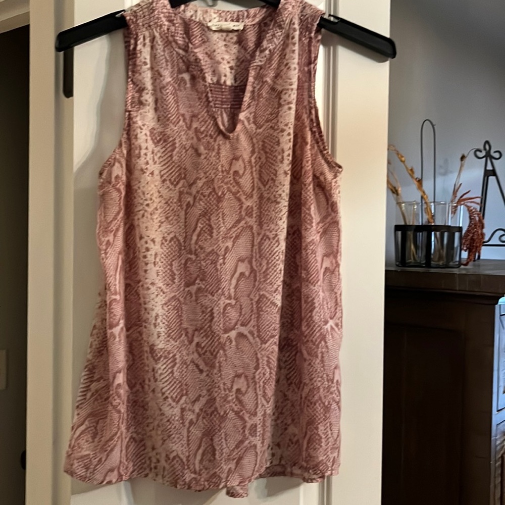 Blush snakeskin top